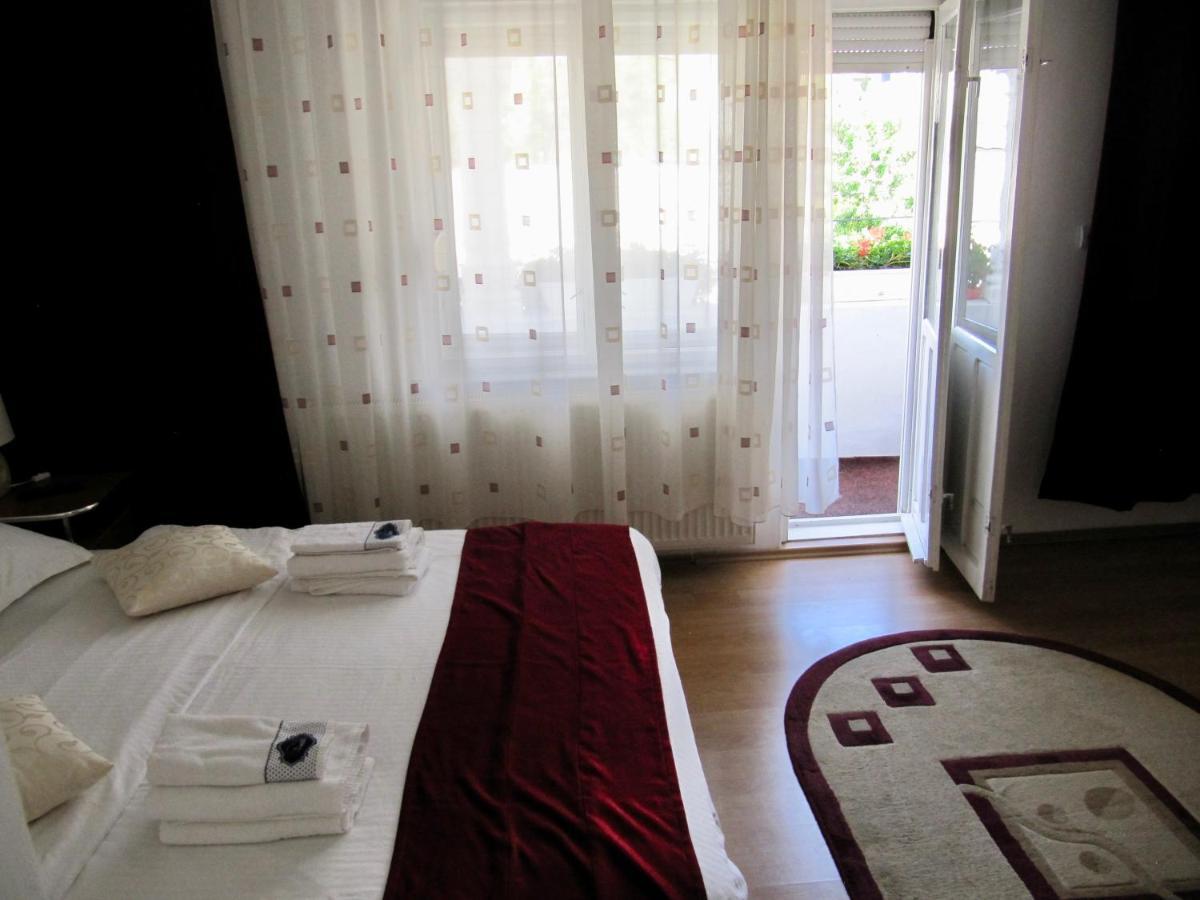 G.Eag - Premium Apartment Oradea Extérieur photo