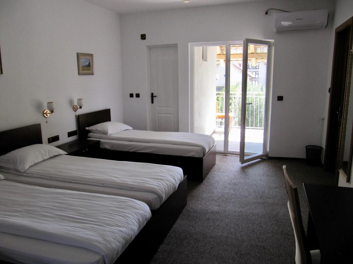 G.Eag - Premium Apartment Oradea Extérieur photo